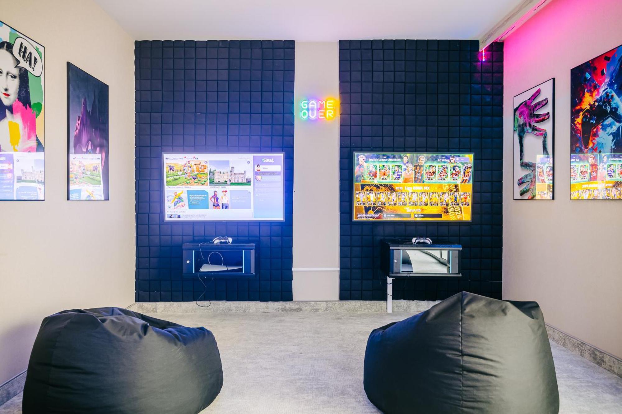 Platinum Mountain Hotel&Spa Szklarska Poręba Exterior foto The gaming room at the YouTube Space LA
